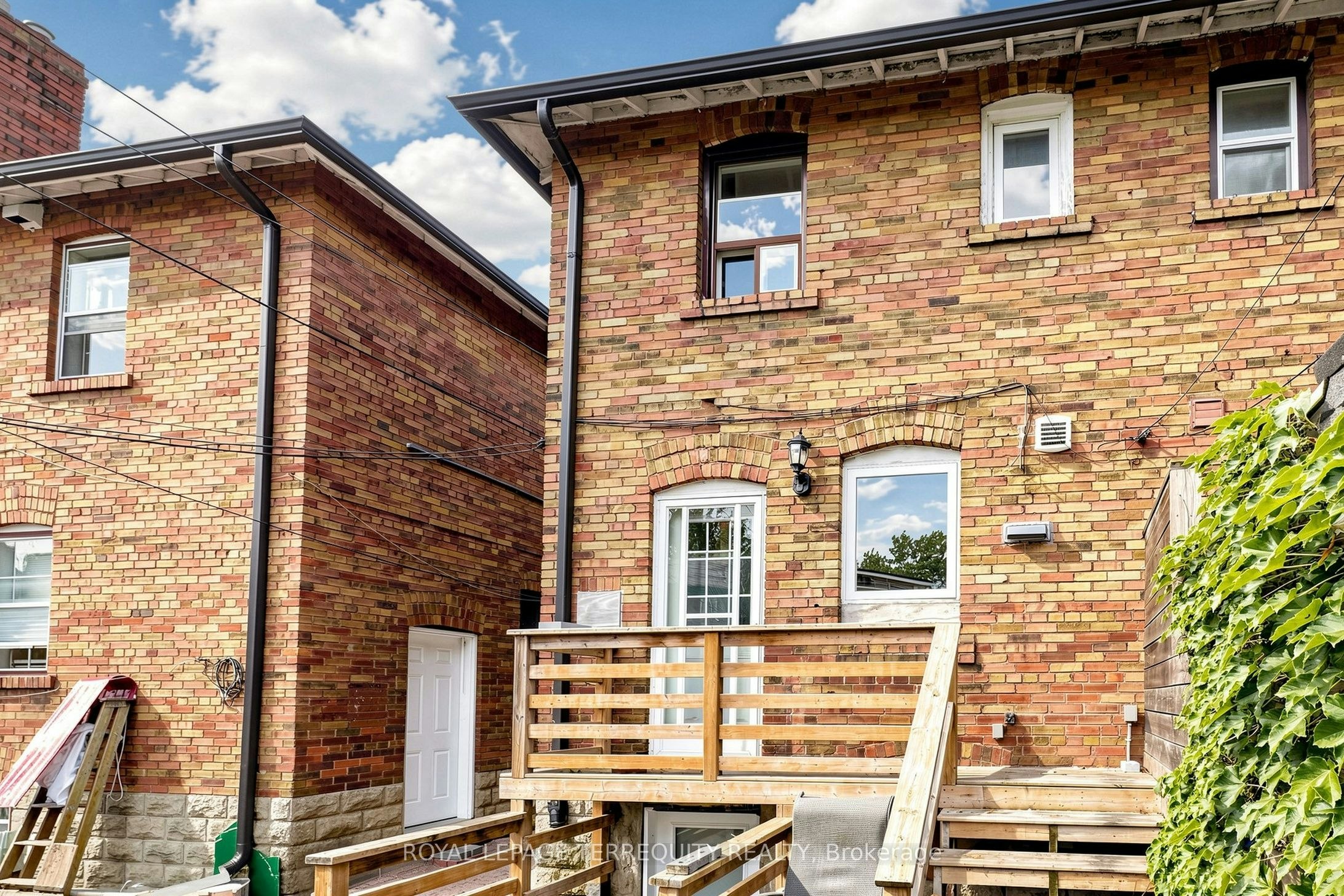 591 Vaughan Road, Toronto, ON, M6C 2R4 - 30