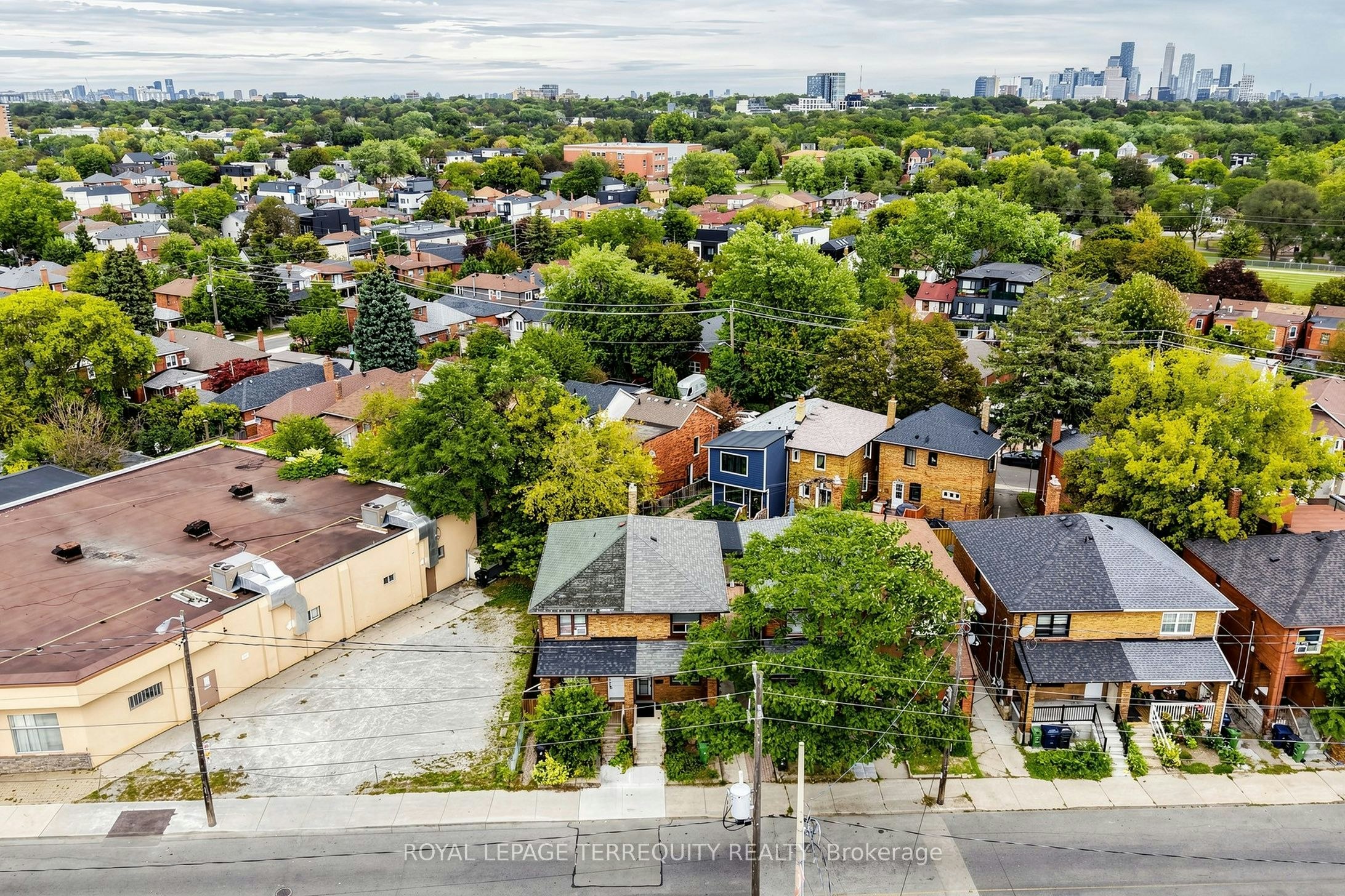 591 Vaughan Road, Toronto, ON, M6C 2R4 - 36