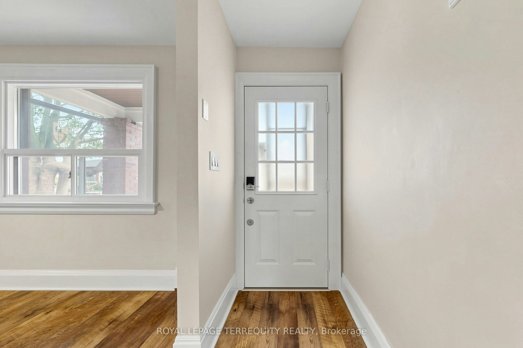 591 Vaughan Road, Toronto, ON, M6C 2R4 - 28