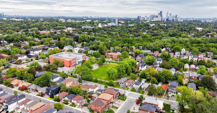 591 Vaughan Road, Toronto, ON, M6C 2R4 - 38