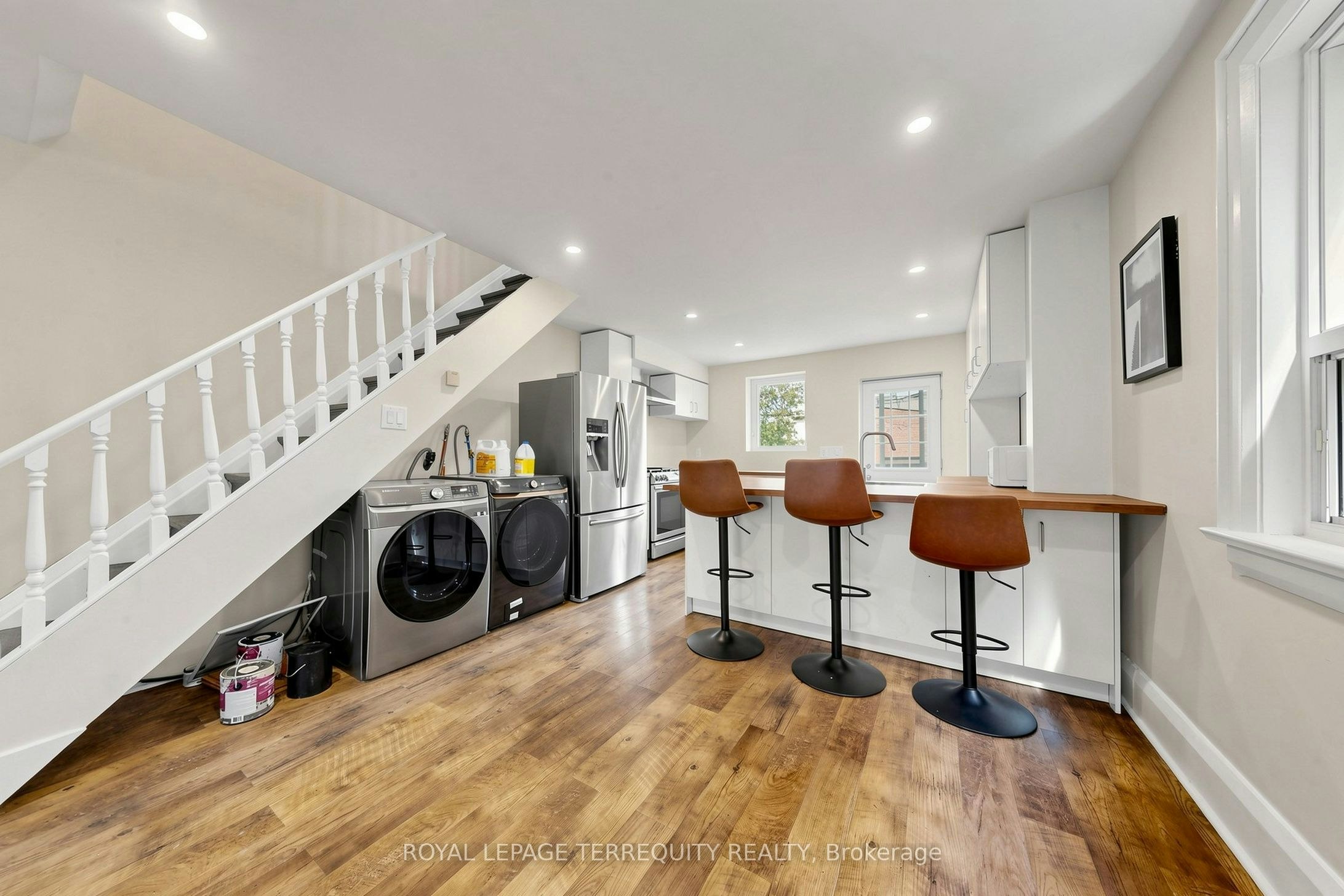 591 Vaughan Road, Toronto, ON, M6C 2R4 - 10
