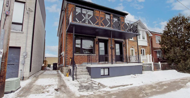 A-276 Atlas Avenue, Toronto, ON, M6C 3P9 - 10