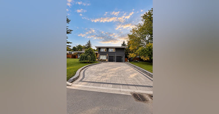 27 Artinger Court, Toronto, ON, M3B 1J9 - 3