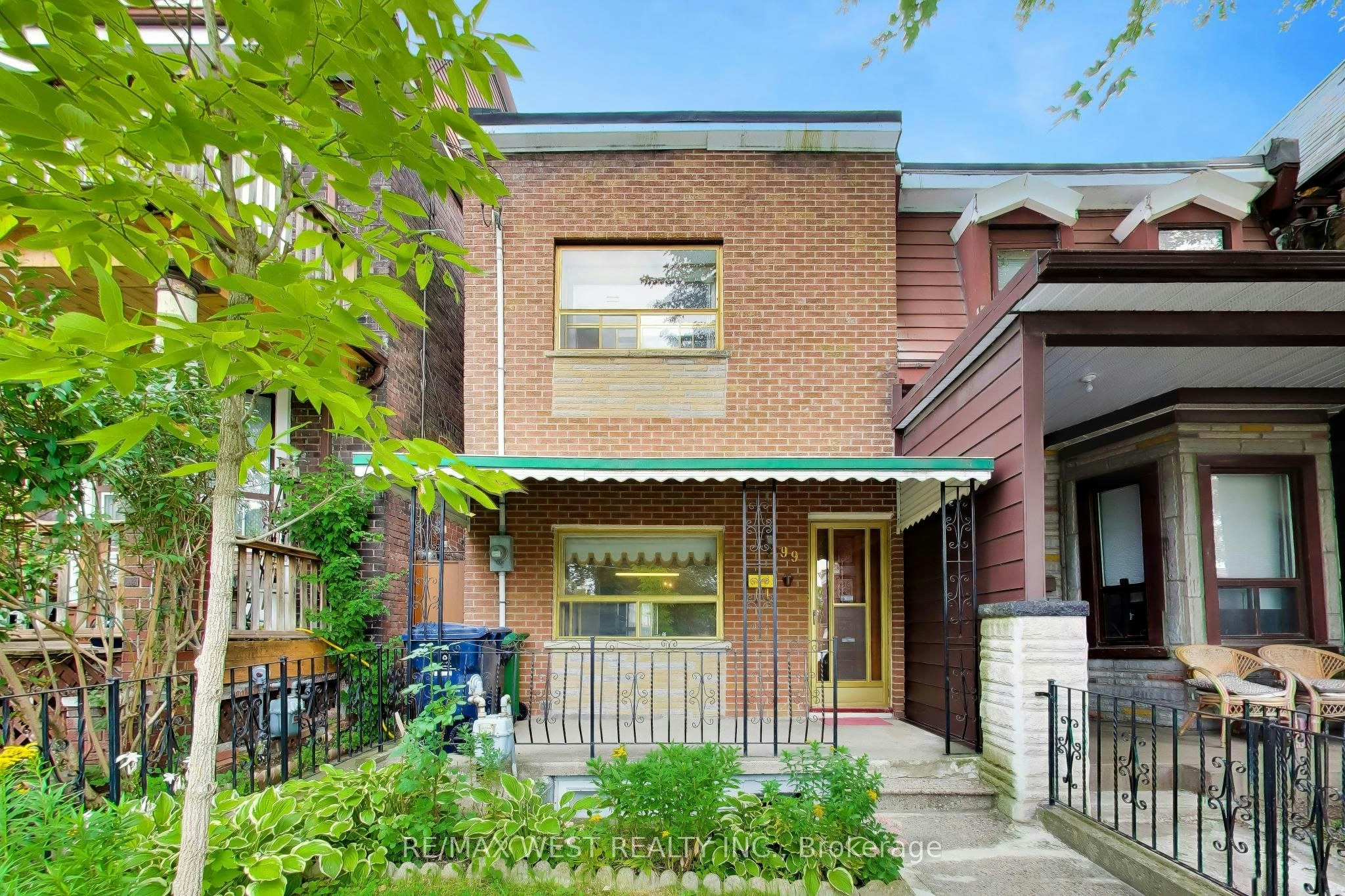 99 Euclid Avenue, Toronto, ON, M6J 2J8