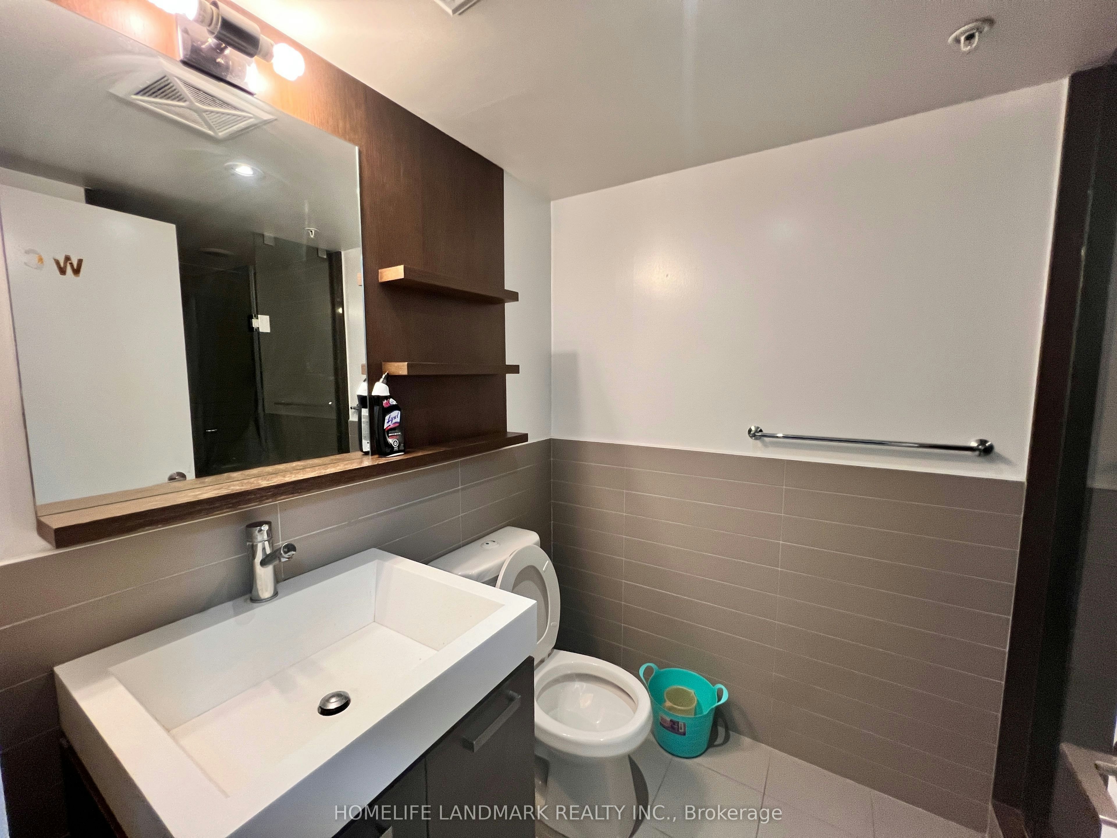 513-295 Adelaide Street W, Toronto, ON, M5V 1P7 - 11