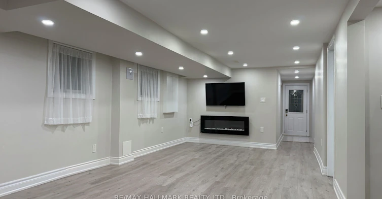 BASEMENT-76 Clancy Drive, Toronto, ON, M2J 2V8