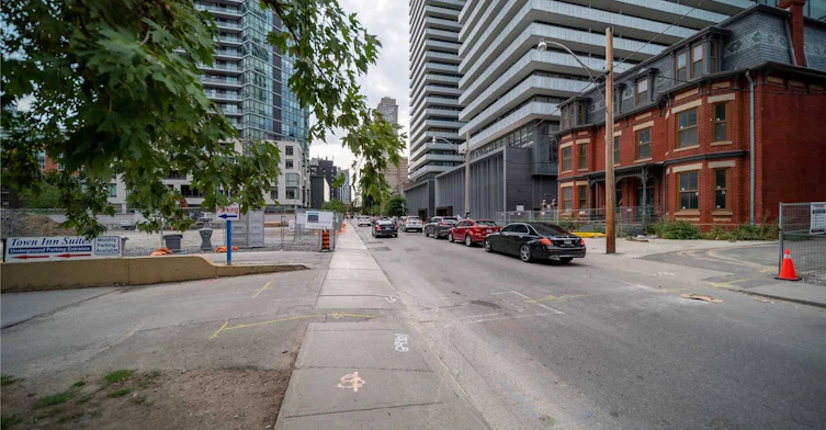 3705-50 Charles Street E, Toronto, ON, M4Y 0C3 - 12
