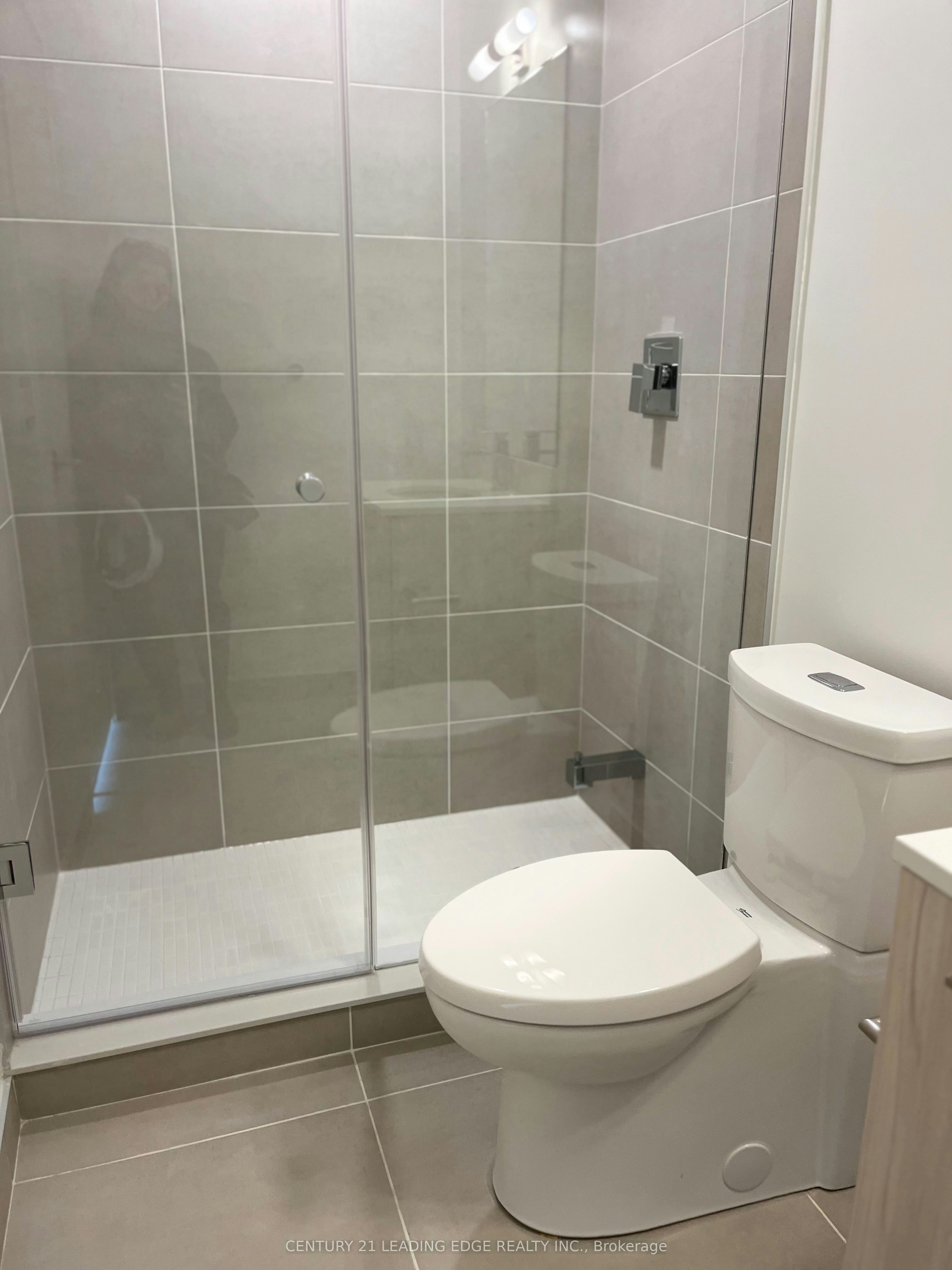 2703-65 Mutual Street, Toronto, ON, M5B 0E5 - 9