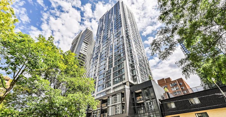 2703-65 Mutual Street, Toronto, ON, M5B 0E5