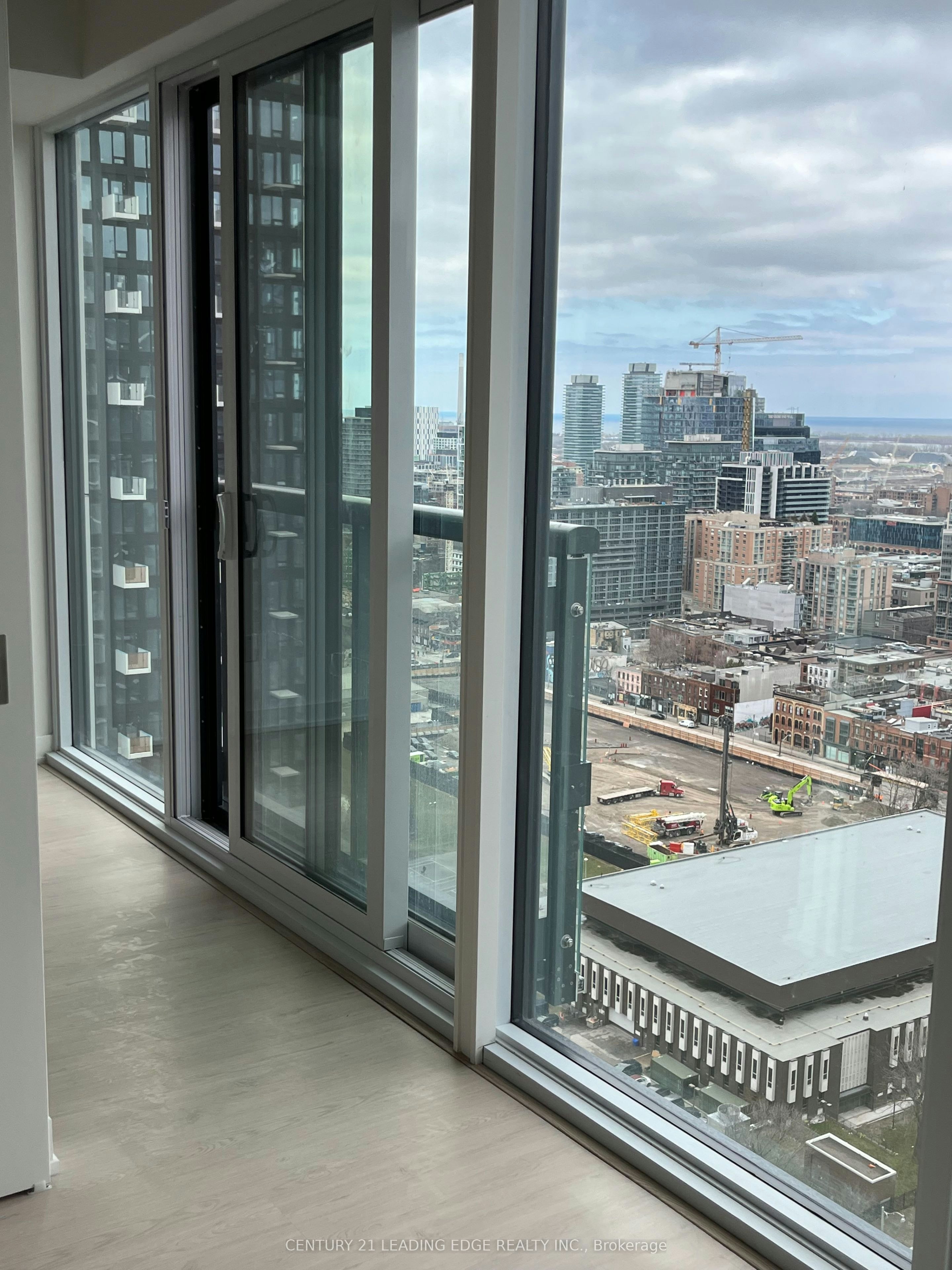 2703-65 Mutual Street, Toronto, ON, M5B 0E5 - 12