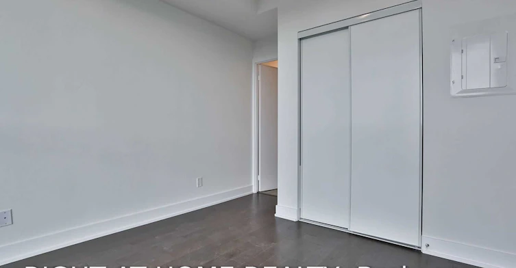 1307-181 Bedford Avenue, Toronto, ON, M5R 3P8 - 10