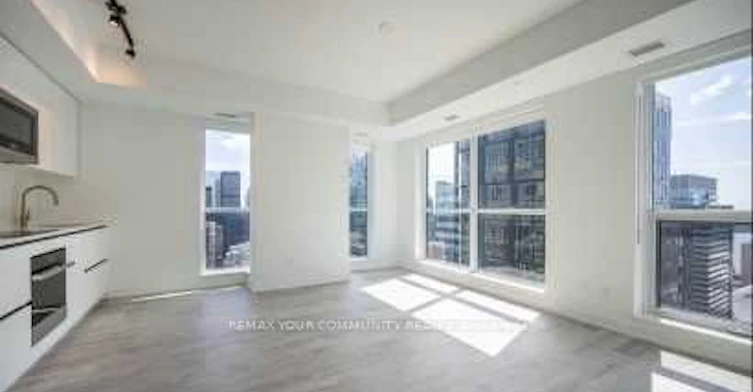 4602-327 King Street W, Toronto, ON, M5V 0W7 - 4