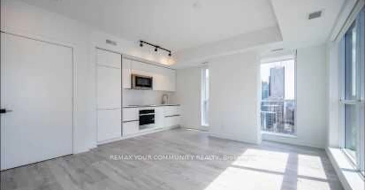 4602-327 King Street W, Toronto, ON, M5V 0W7 - 5