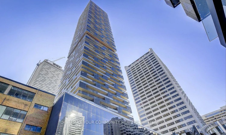 4504-8 Eglinton Avenue E
