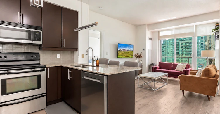 1709-18 Harbour Street, Toronto, ON, M5J 2Z6 - 4