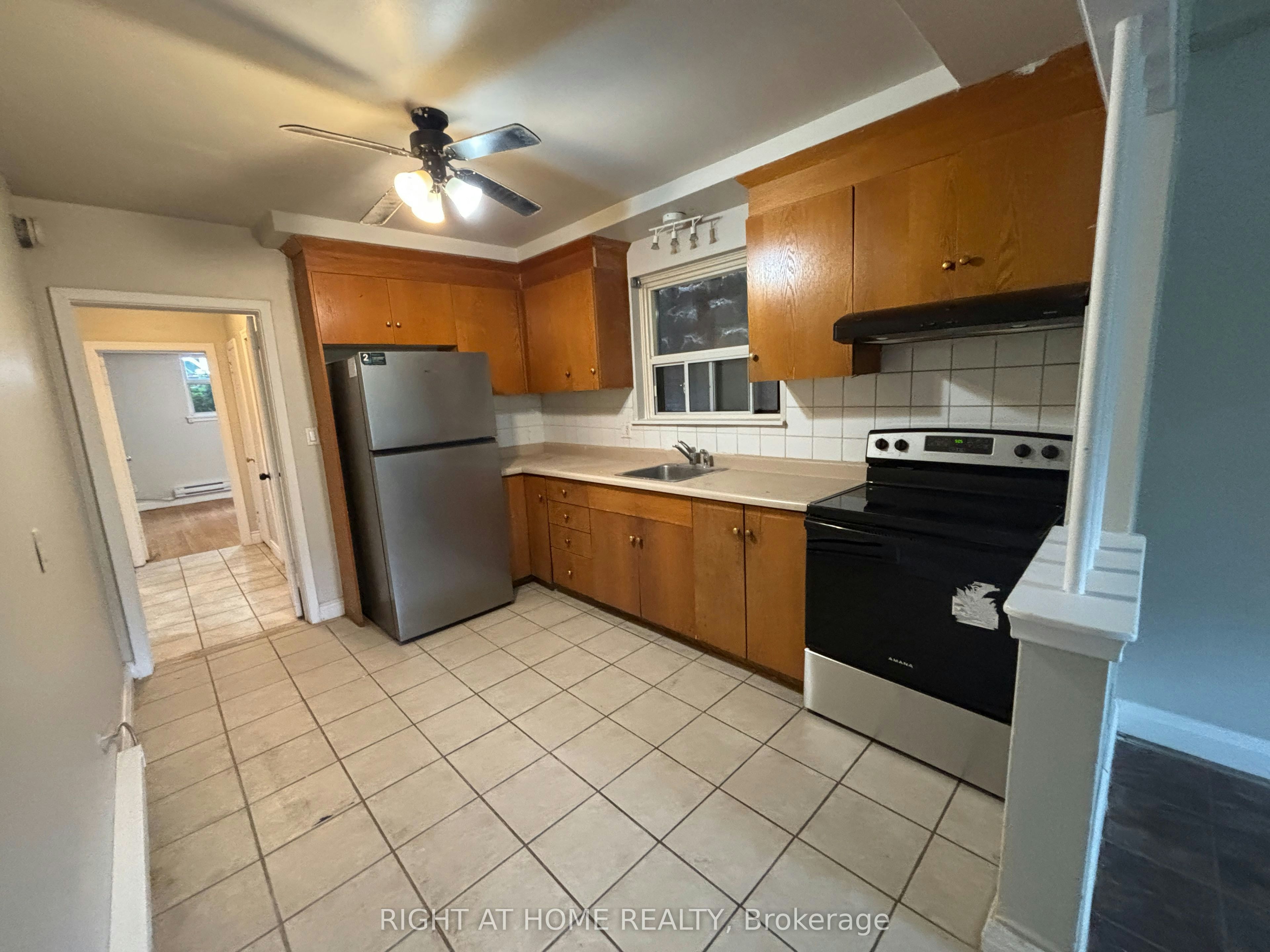 Lower-513 Oakwood Avenue, Toronto, ON, M6E 2W9