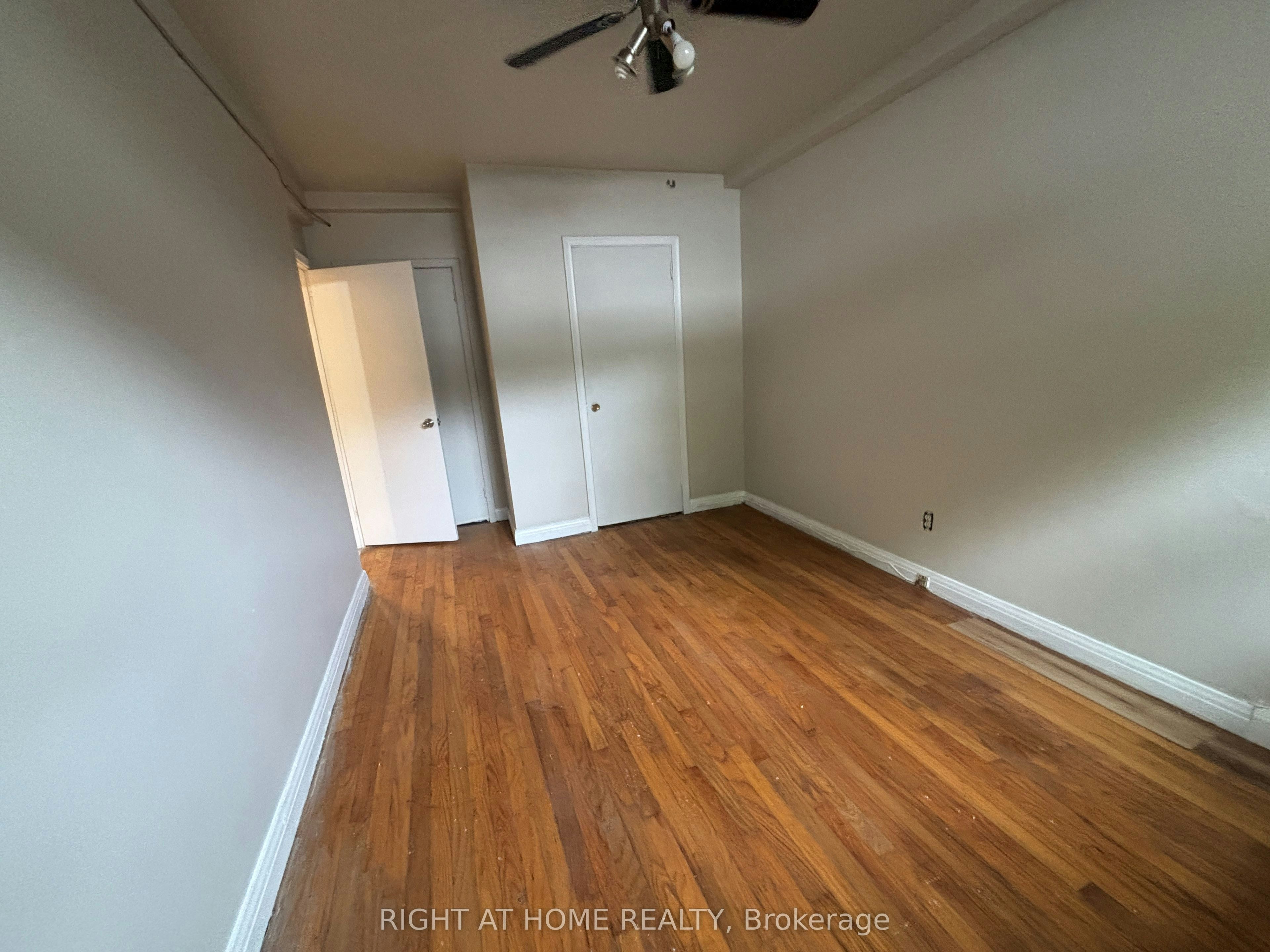 Lower-513 Oakwood Avenue, Toronto, ON, M6E 2W9 - 4
