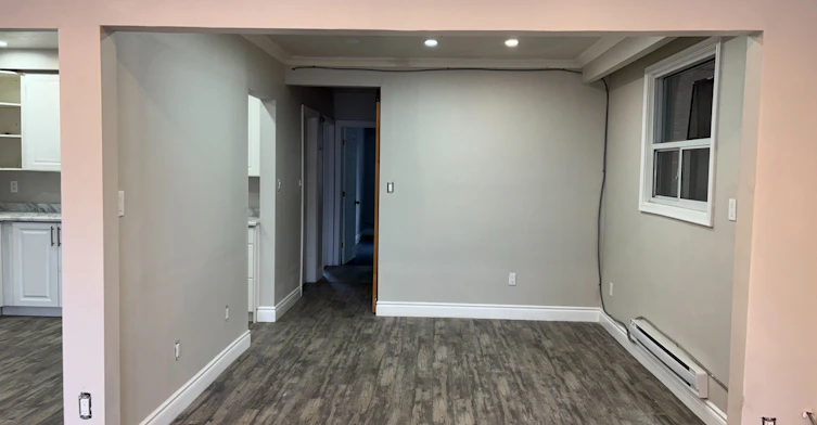 Main-513 Oakwood Avenue, Toronto, ON, M6E 2W9 - 3