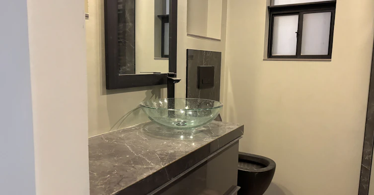 Main-513 Oakwood Avenue, Toronto, ON, M6E 2W9 - 10