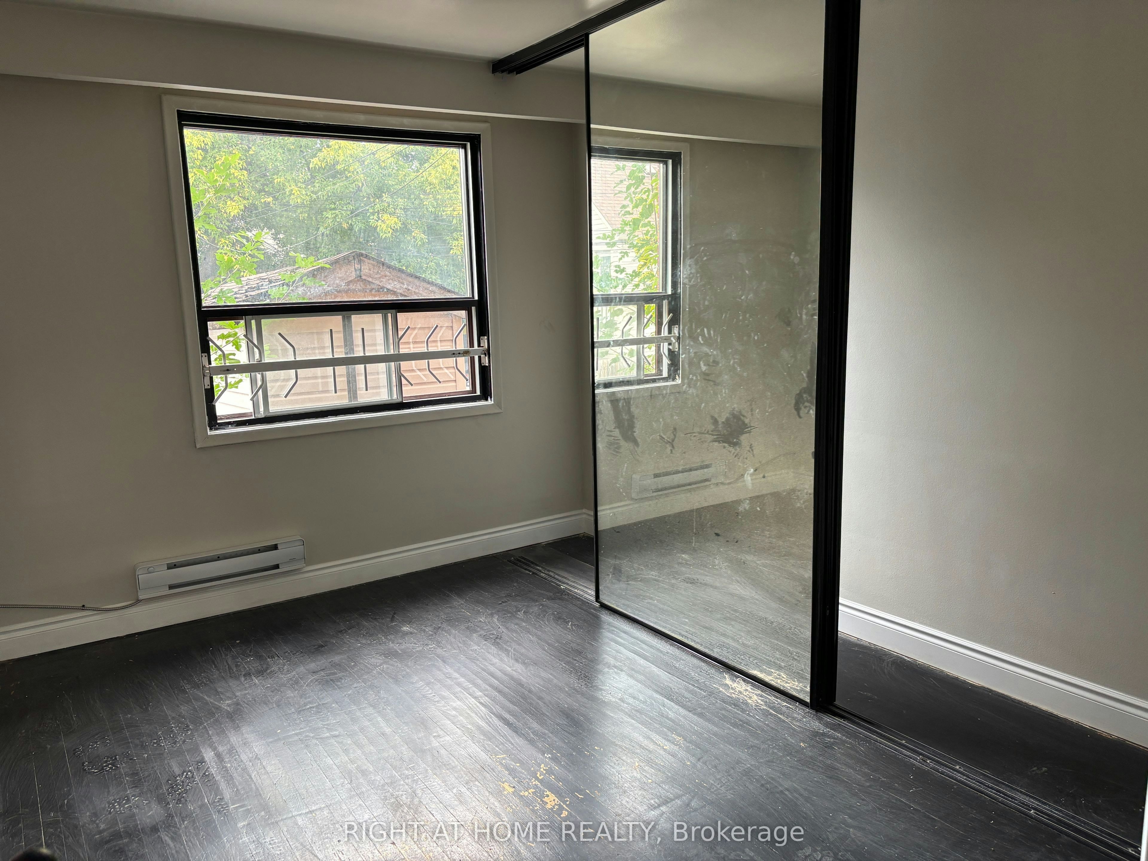 Main-513 Oakwood Avenue, Toronto, ON, M6E 2W9 - 6