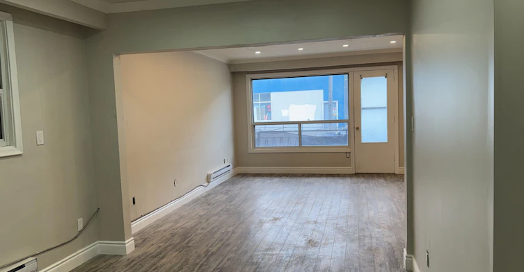 Main-513 Oakwood Avenue, Toronto, ON, M6E 2W9 - 4