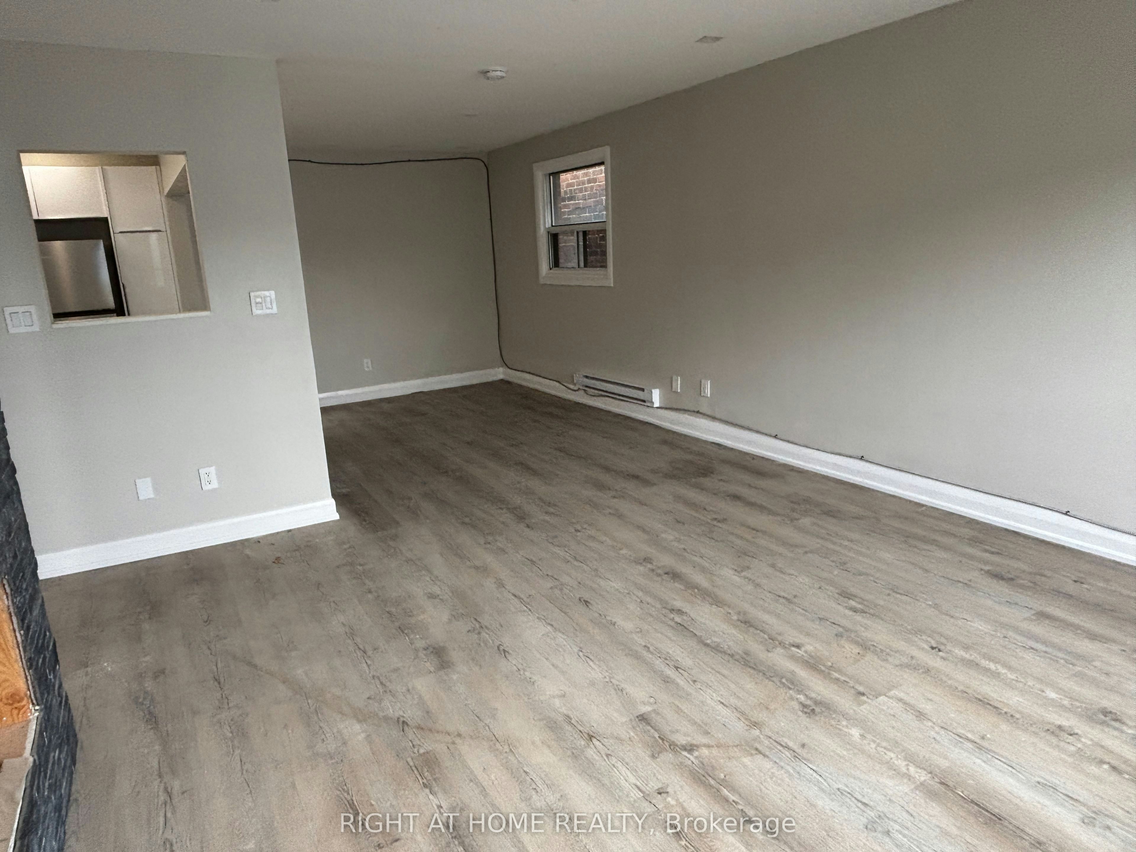 2nd Floor-513 Oakwood Avenue, Toronto, ON, M6E 2W9 - 7