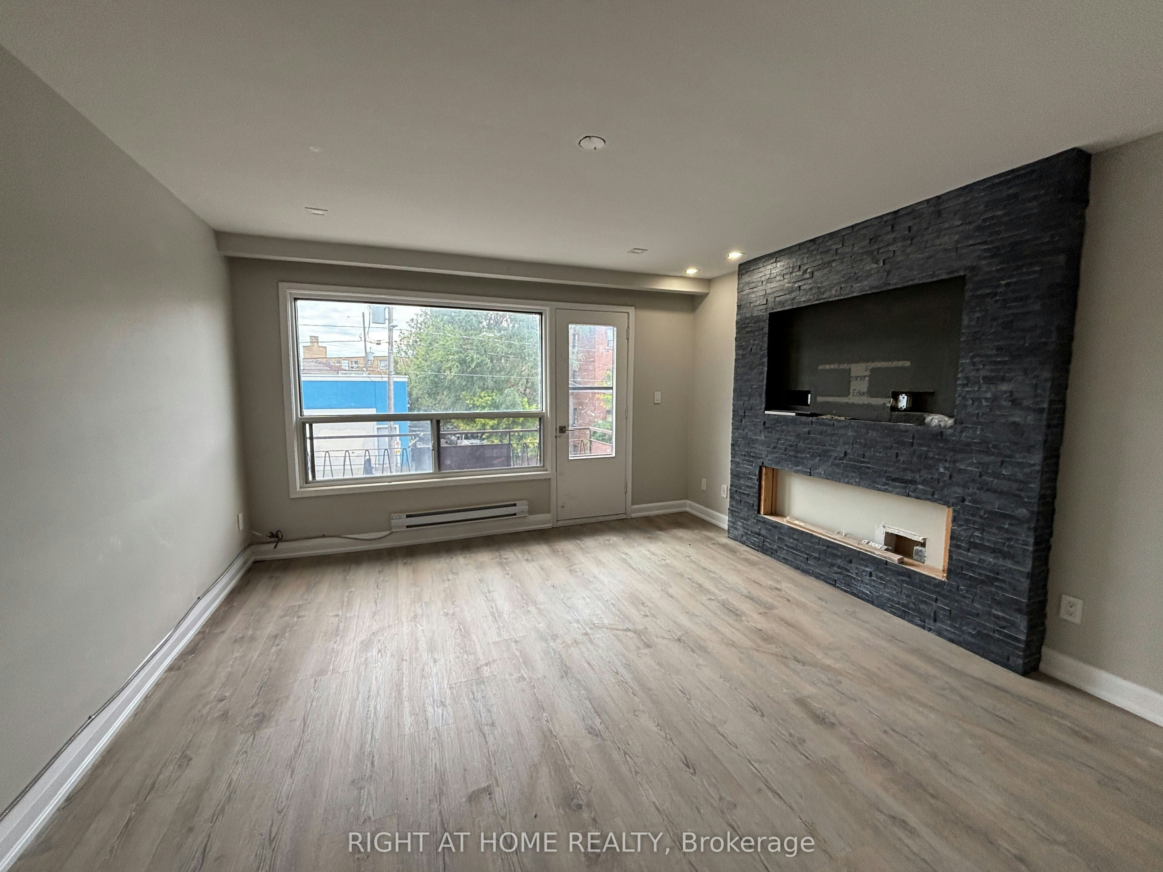 2nd Floor-513 Oakwood Avenue, Toronto, ON, M6E 2W9 - 5