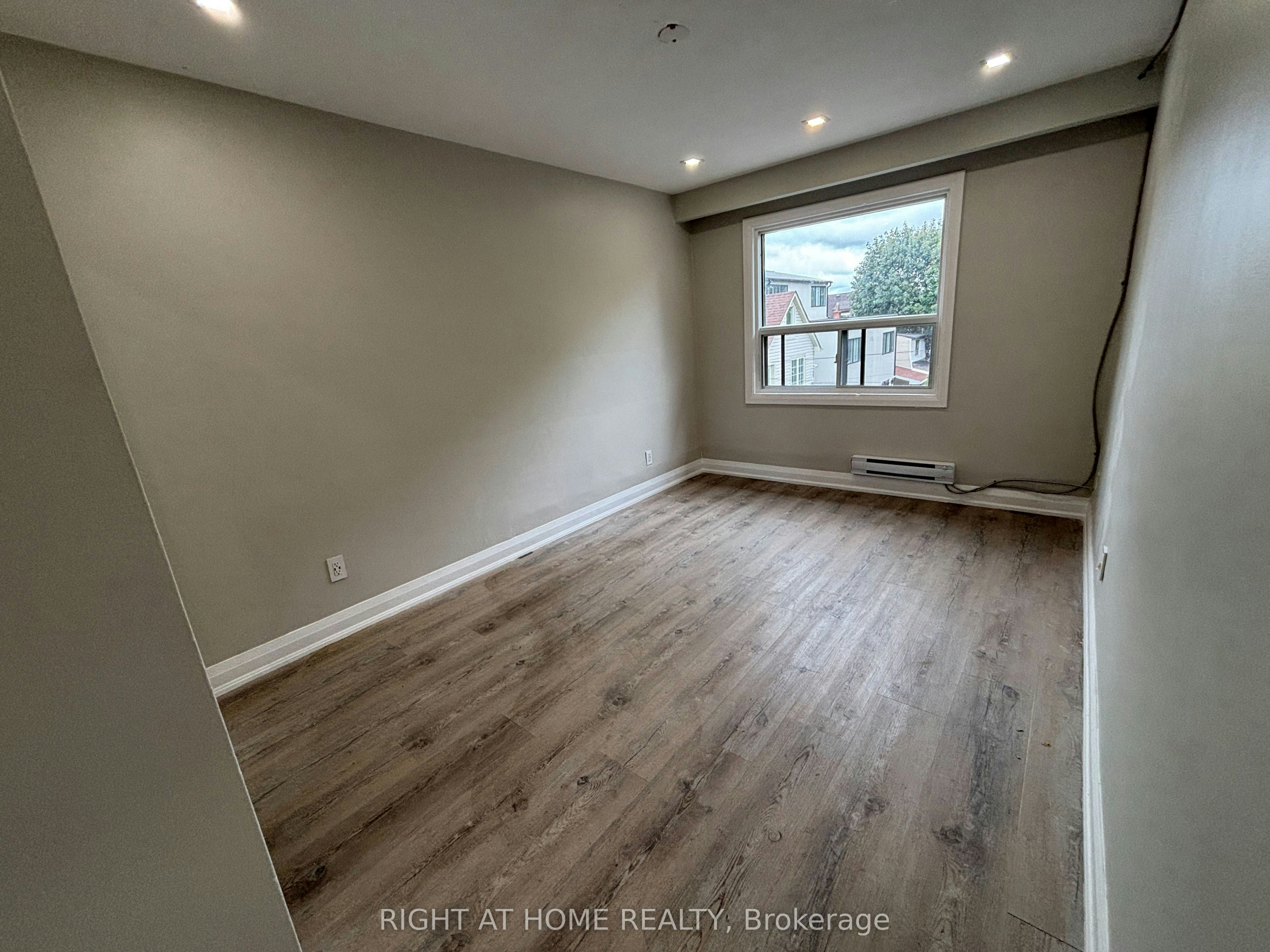 2nd Floor-513 Oakwood Avenue, Toronto, ON, M6E 2W9 - 10