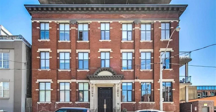 107-19 River Street, Toronto, ON, M5A 3P1