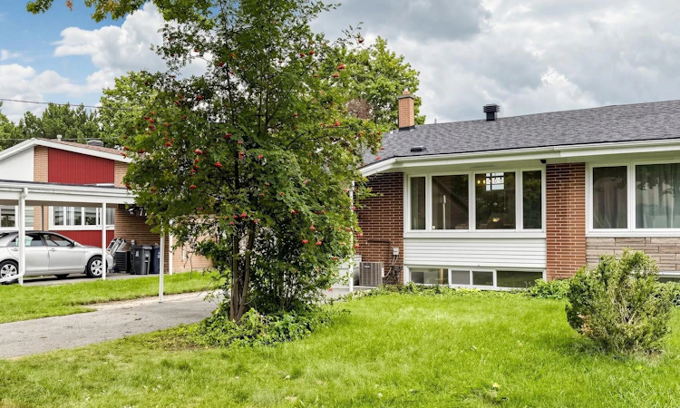 77 Billington Crescent
