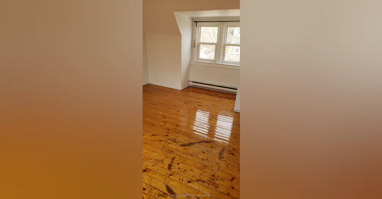 Upper-4 Marchmount Road, Toronto, ON, M6G 2A9 - 5