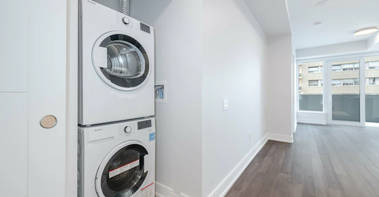 1005-2525 Bathurst Street, Toronto, ON, M6B 2Y9 - 11