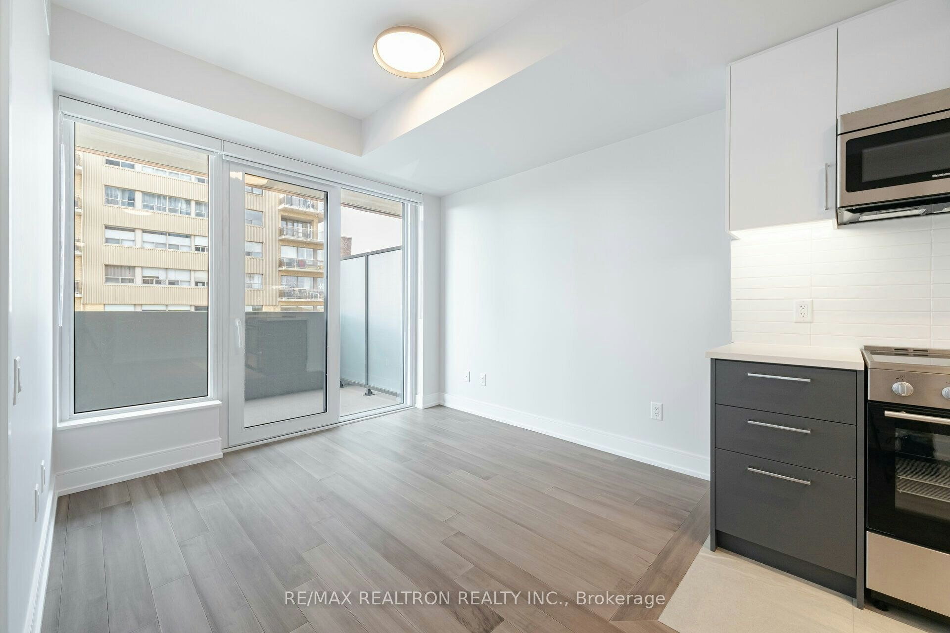 1005-2525 Bathurst Street, Toronto, ON, M6B 2Y9 - 5