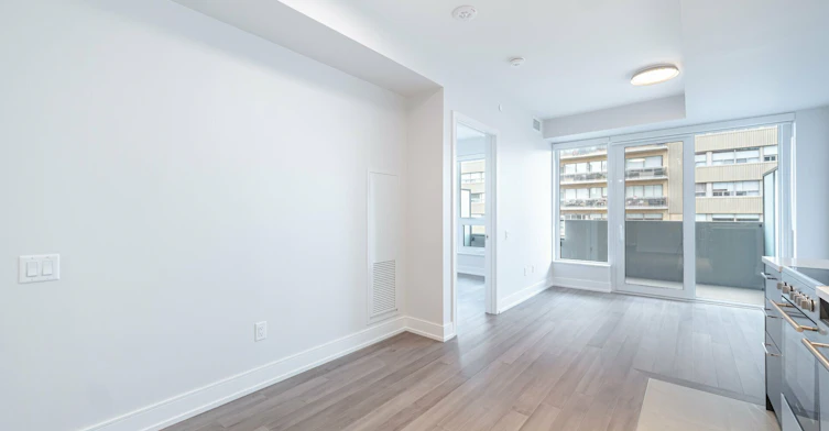 1005-2525 Bathurst Street, Toronto, ON, M6B 2Y9 - 4