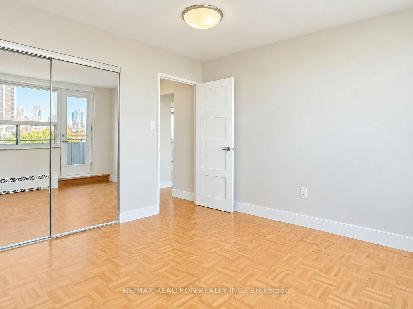 2209-666 Spadina Avenue, Toronto, ON, M5S 2H8 - 7
