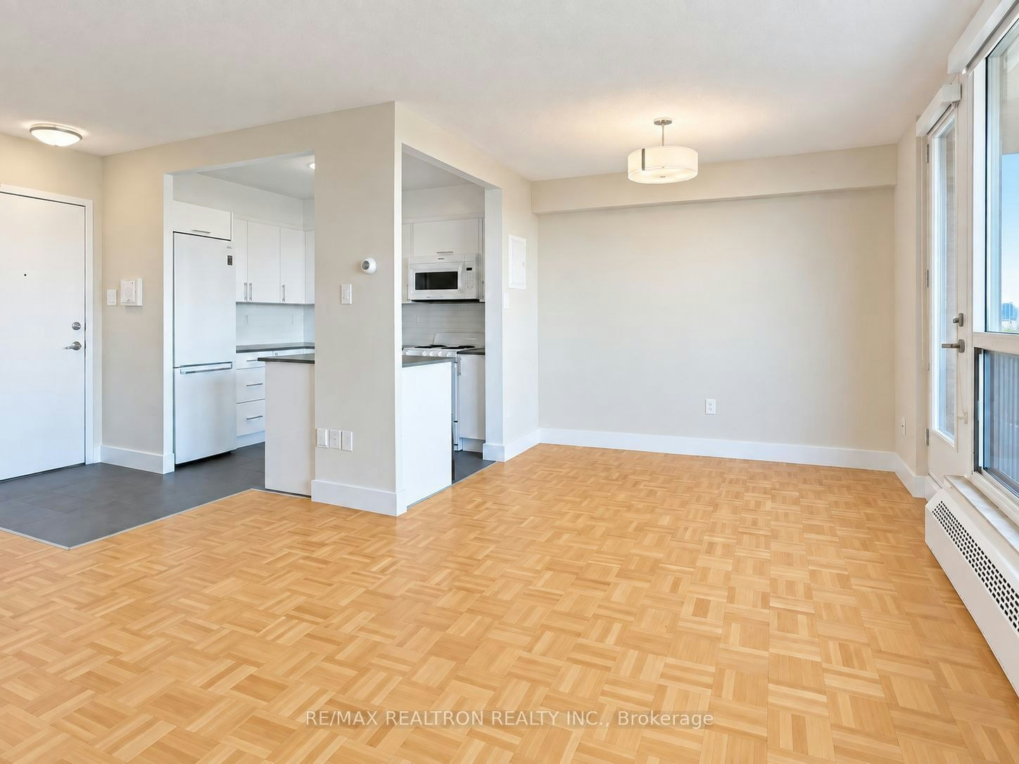 2209-666 Spadina Avenue, Toronto, ON, M5S 2H8 - 3