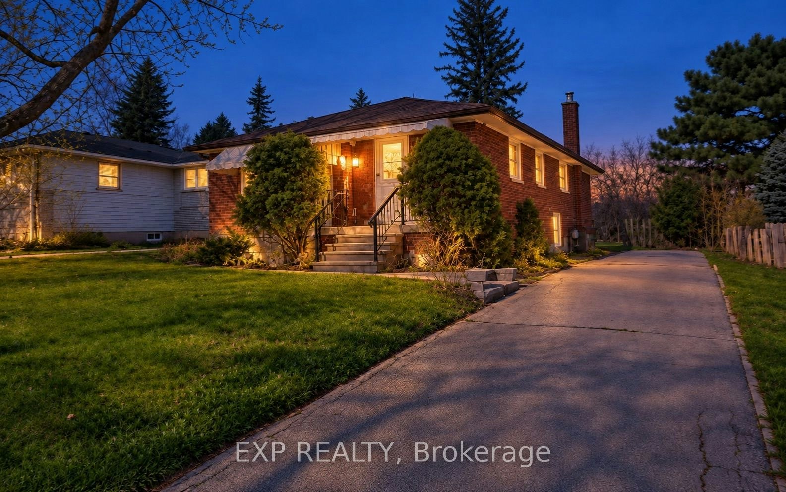 54 Shaunavon Heights Crescent, Toronto, ON, M3A 2P4