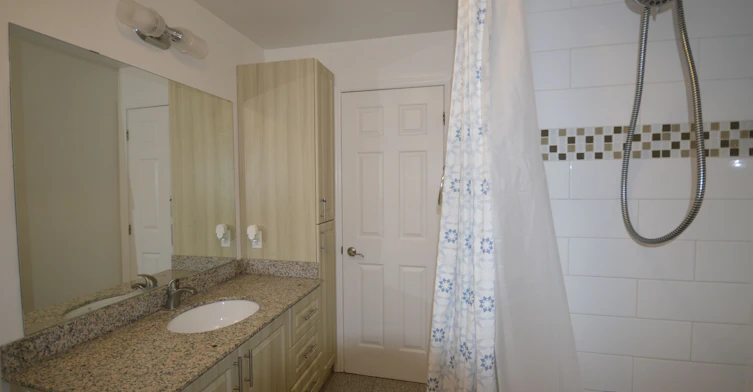 32 Axsmith Crescent, Toronto, ON, M2J 3K3 - 11
