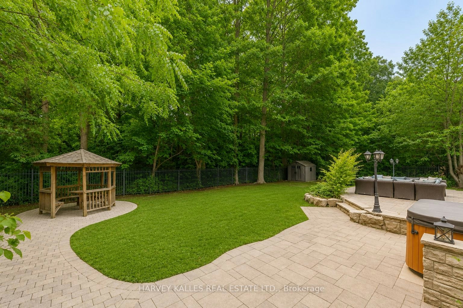 1 Knightswood Road, Toronto, ON, M4N 2G9 - 26