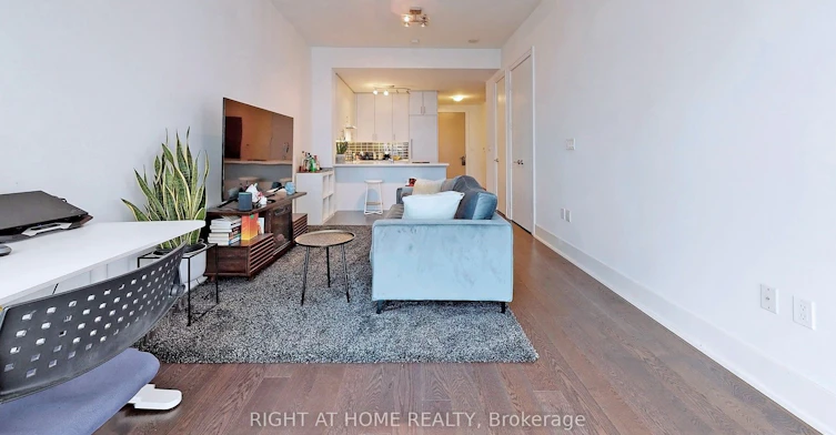 920-39 Queens Quay E, Toronto, ON, M5E 0A5 - 5