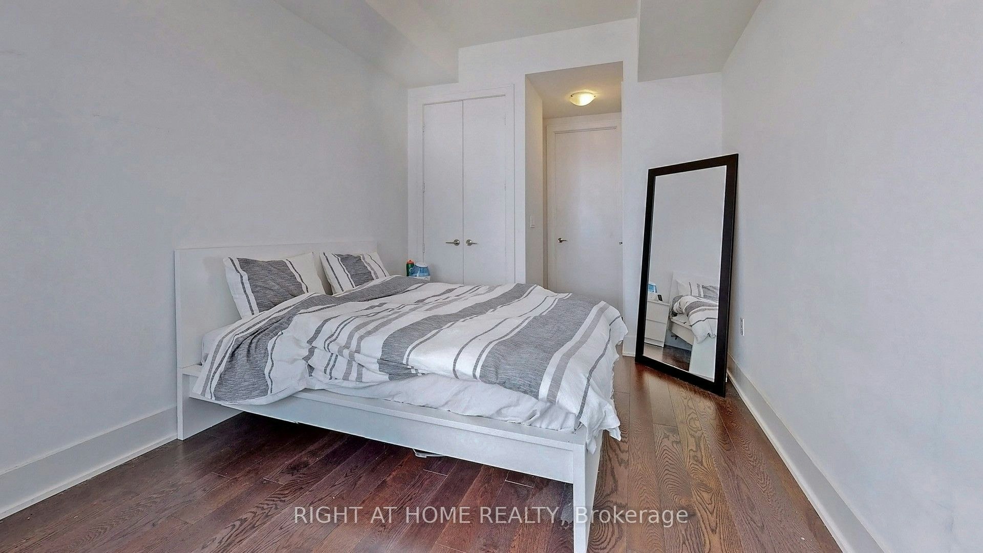 920-39 Queens Quay E, Toronto, ON, M5E 0A5 - 10