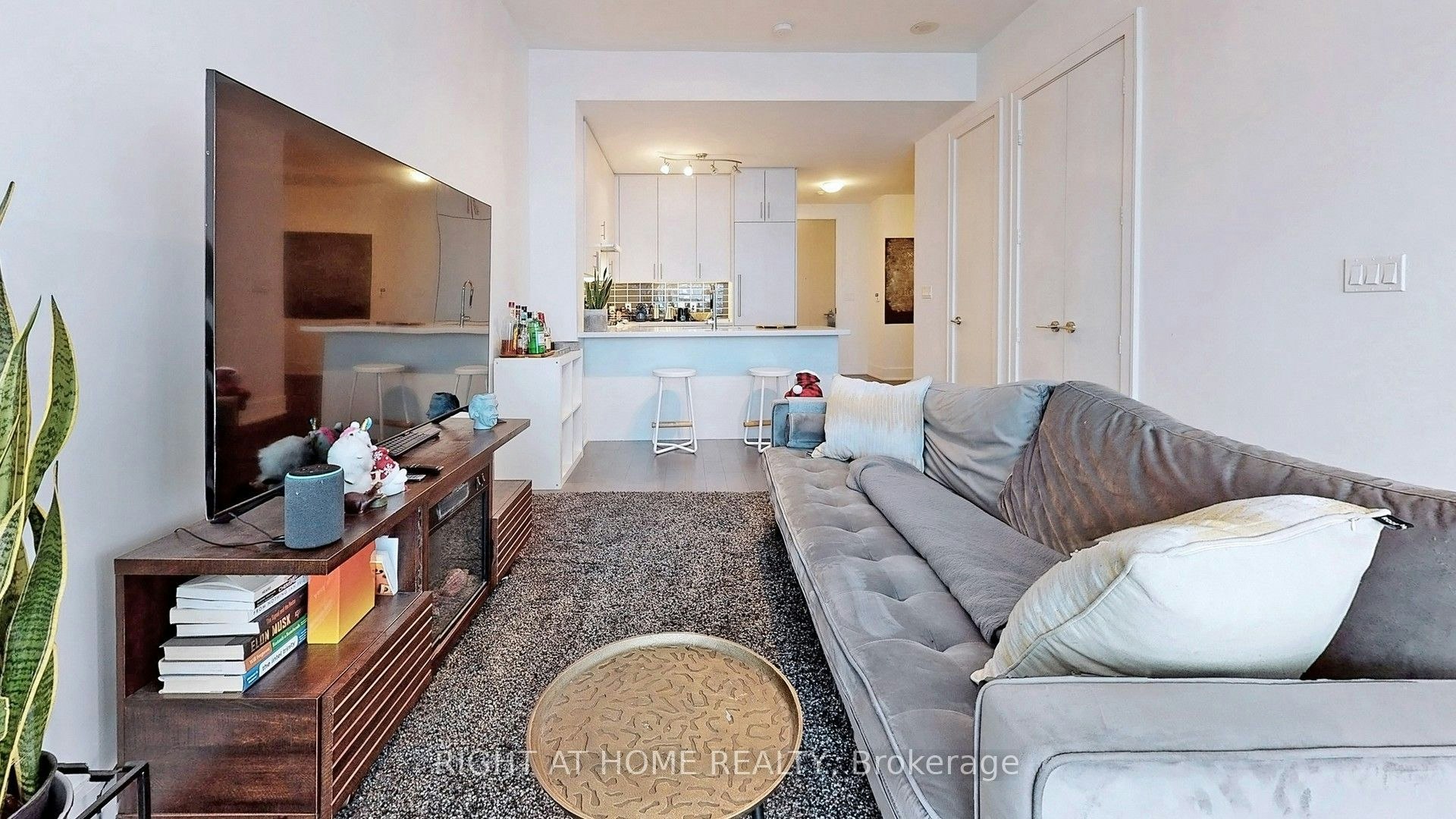 920-39 Queens Quay E, Toronto, ON, M5E 0A5 - 4