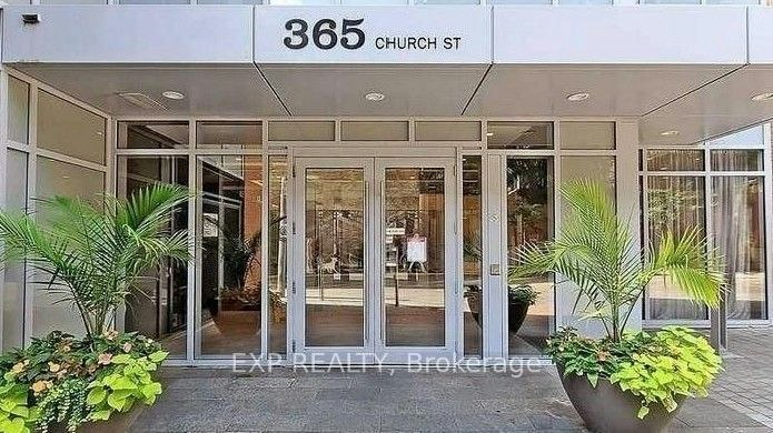 2210-365 Church Street, Toronto, ON, M5B 1H6 - 2