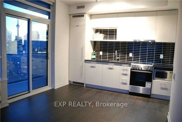 2210-365 Church Street, Toronto, ON, M5B 1H6 - 5