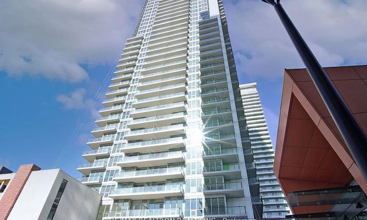 Th515-95 Mcmahon Drive