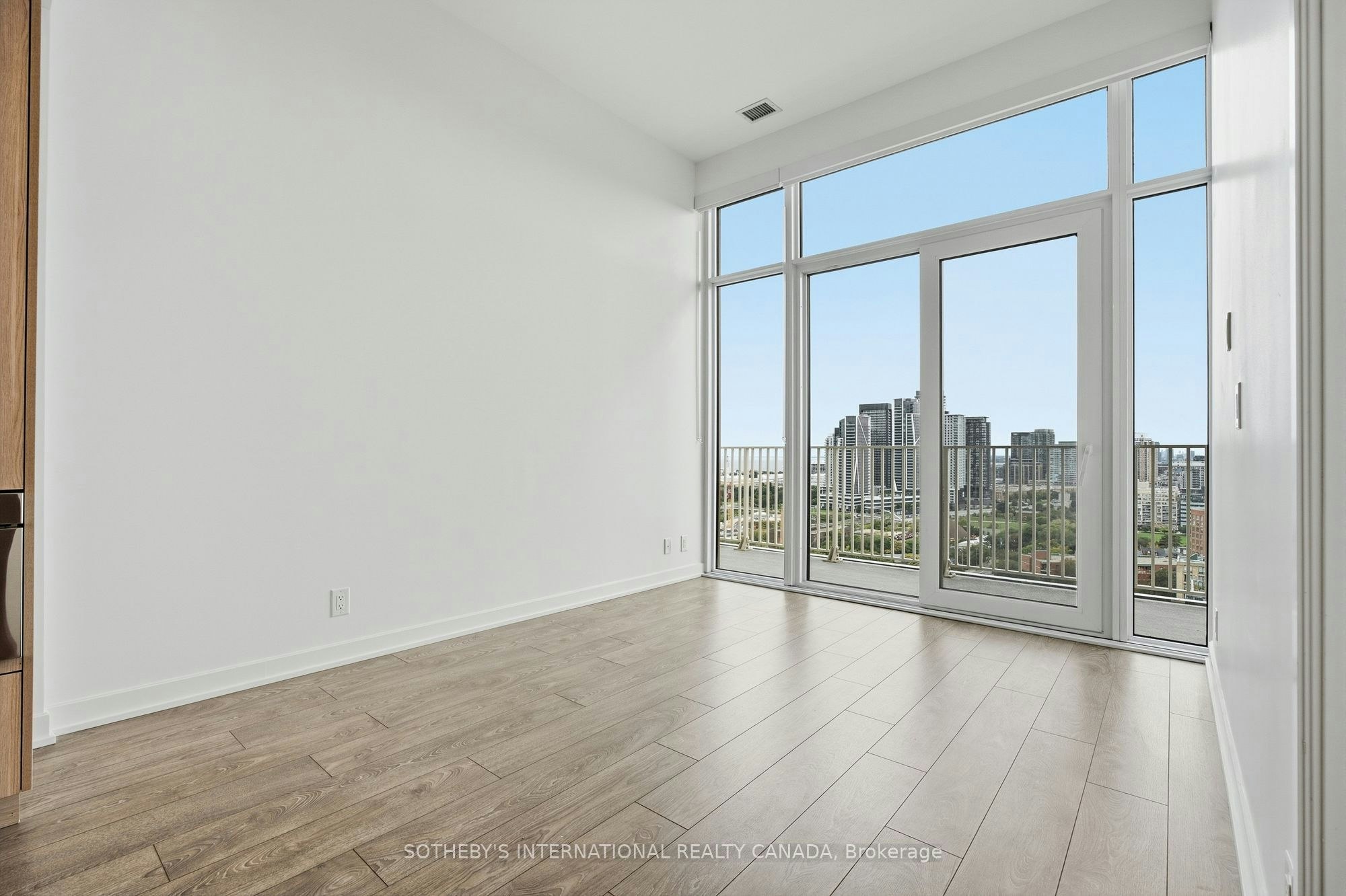 PH01-88 Bathurst Street, Toronto, ON, M5V 0W8 - 8