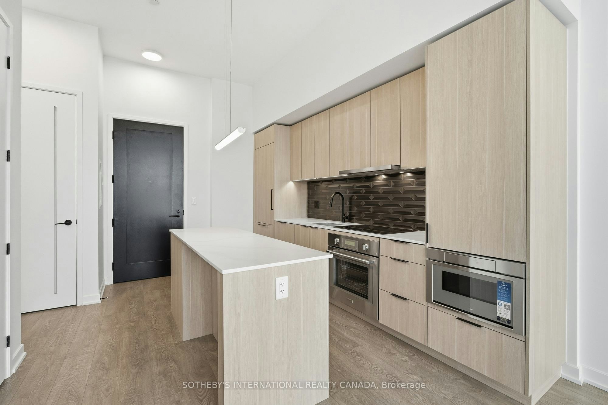 PH01-88 Bathurst Street, Toronto, ON, M5V 0W8 - 2