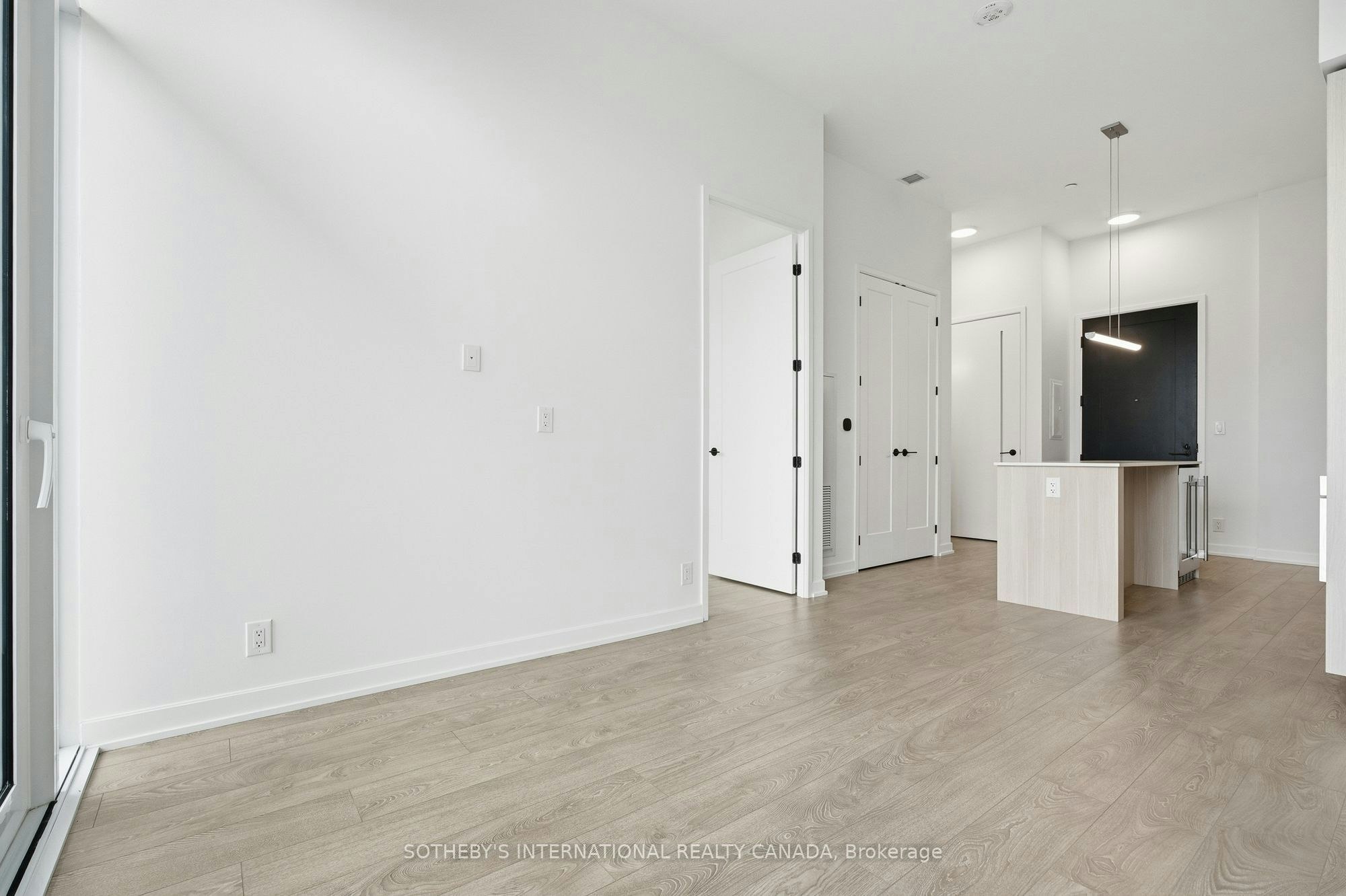 PH01-88 Bathurst Street, Toronto, ON, M5V 0W8 - 12
