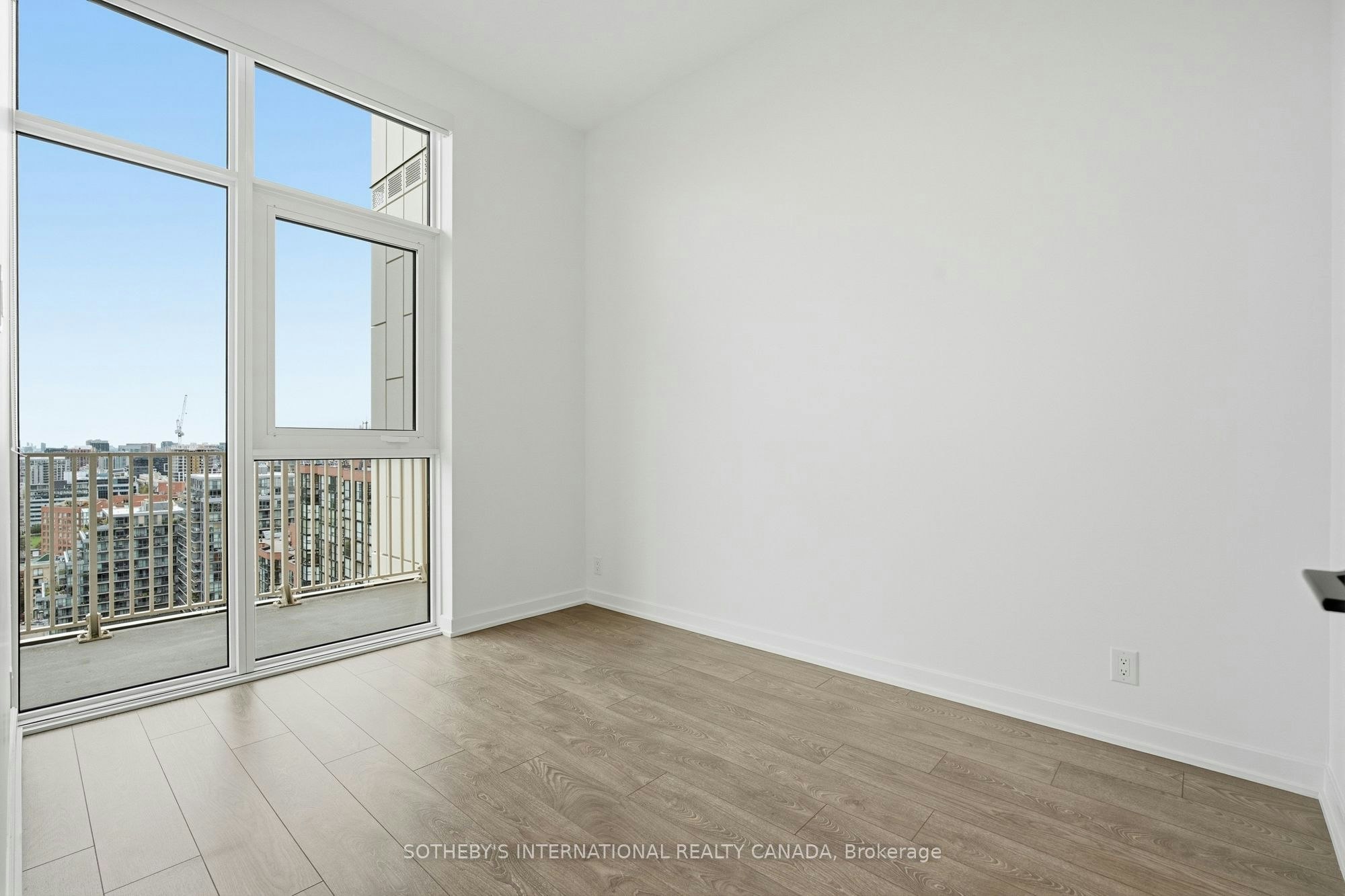 PH01-88 Bathurst Street, Toronto, ON, M5V 0W8 - 13