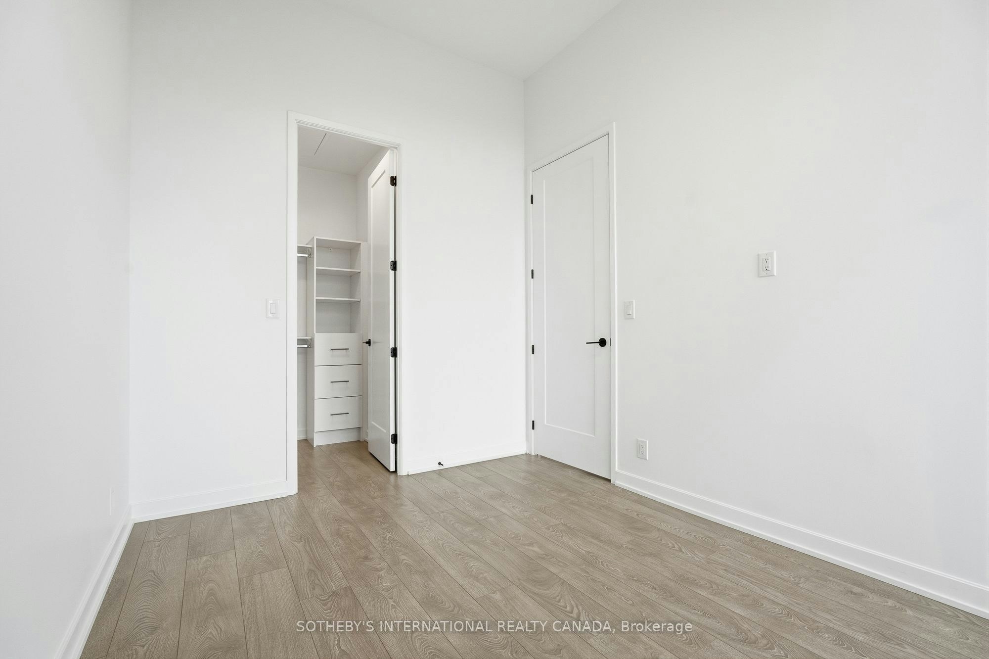 PH01-88 Bathurst Street, Toronto, ON, M5V 0W8 - 16